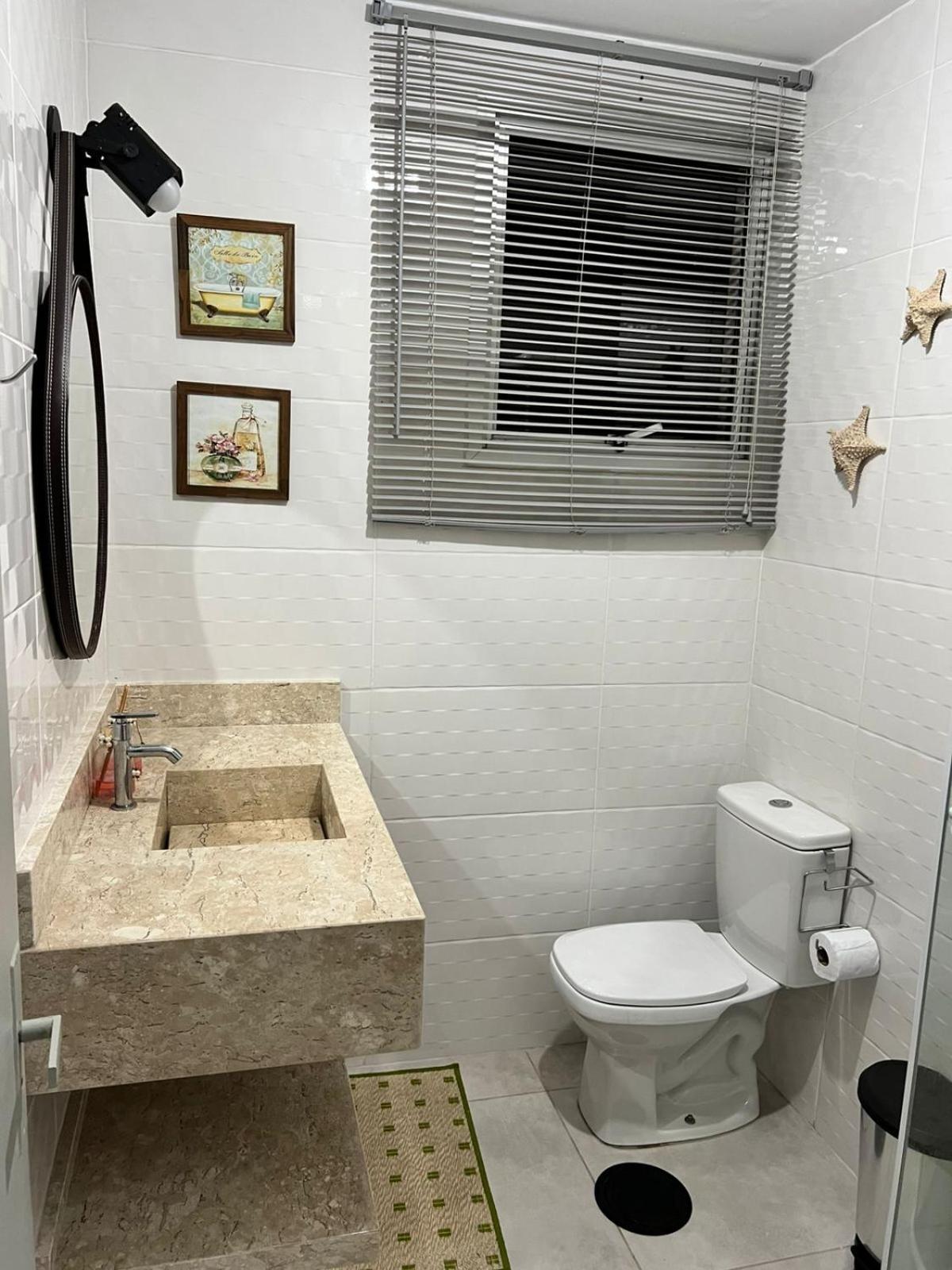 Apartamento Recém-Reformado! Amplo e Belíssimo! - 3 quadras do mar! Guarujá Exterior foto