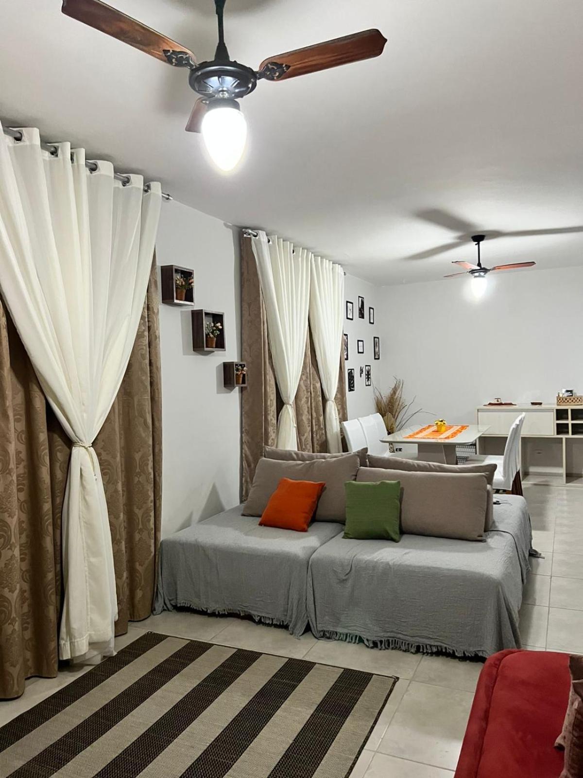 Apartamento Recém-Reformado! Amplo e Belíssimo! - 3 quadras do mar! Guarujá Exterior foto